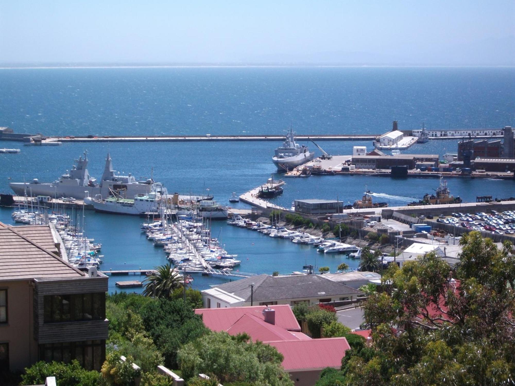 A Boat House Simonʼs Town Exterior foto