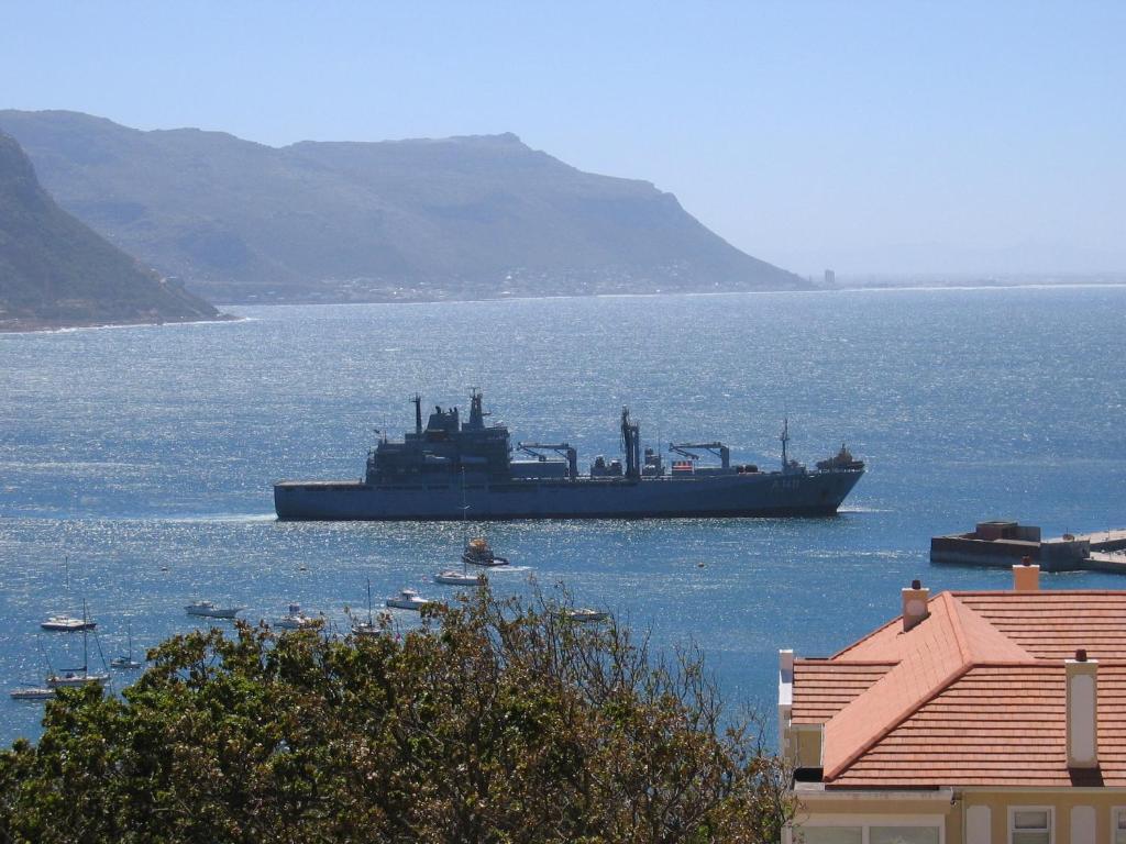 A Boat House Simonʼs Town Exterior foto